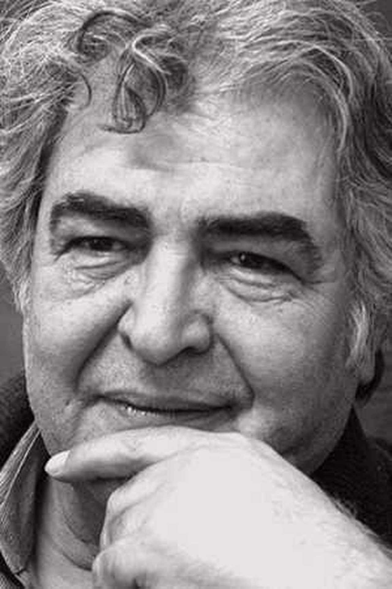 محمود عزیزی